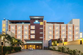 Отель Days Hotel Chennai OMR  Келамбаккэм